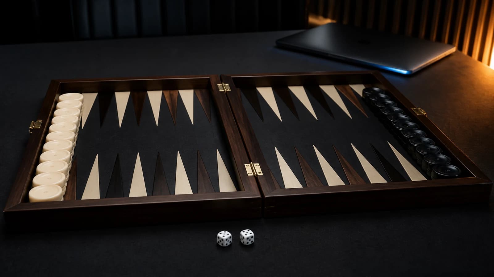 Jugar al backgammon largo online